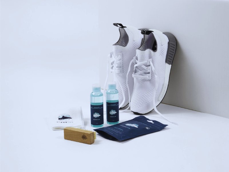 ¿Como limpiar zapatillas blancas en tu casa? - Clean Lab PE