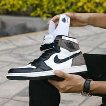 Cargar imagen en el visor de la galería, Shoe Guard - Previene arrugas en zapatillas (1 par) - Clean Lab
